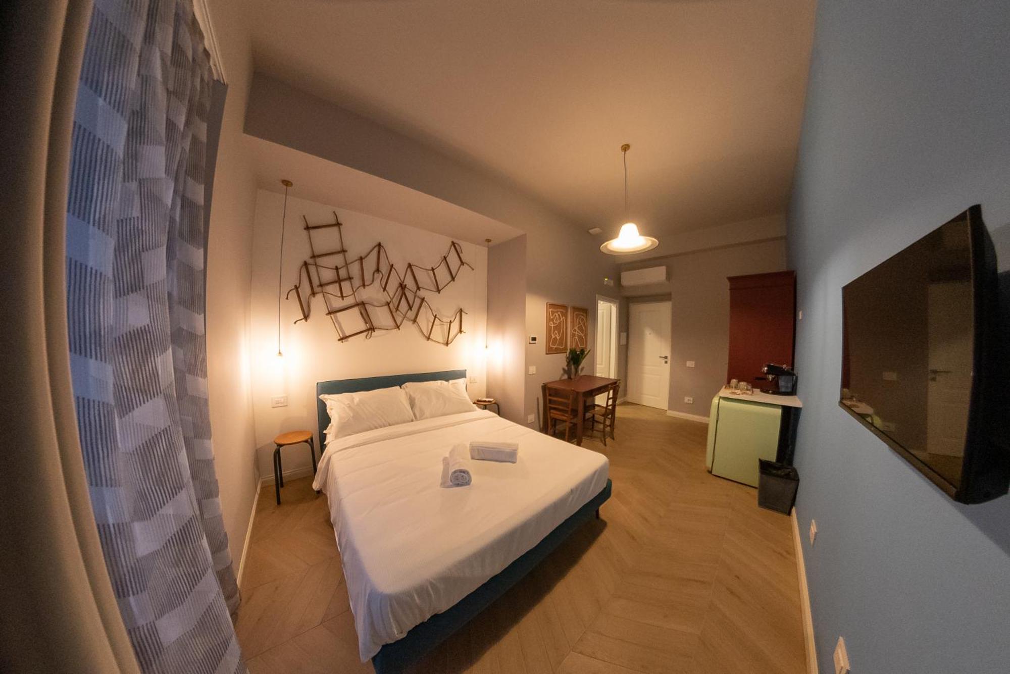 Sophia Boutique Suites Trieste Ngoại thất bức ảnh